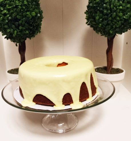 Lemon Glaze 7up Pound Cake